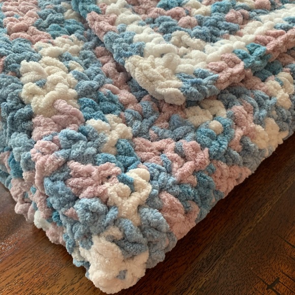 Other - 🆕 Crocheted Baby Blanket (Handmade)